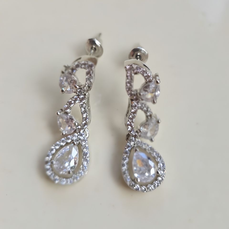 The Crystal Gallery | Silver Dew