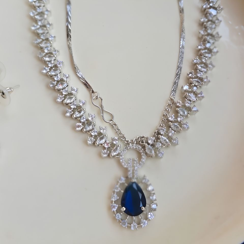 The Sapphire Court | Midnight Halo