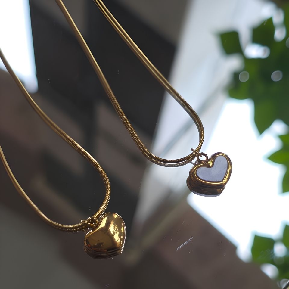 The Ivory Line | Blanc Amour